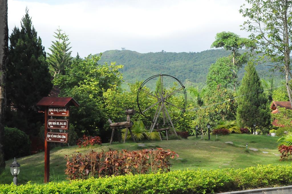 Him Lam Resort Diện Biên Phủ Exteriör bild