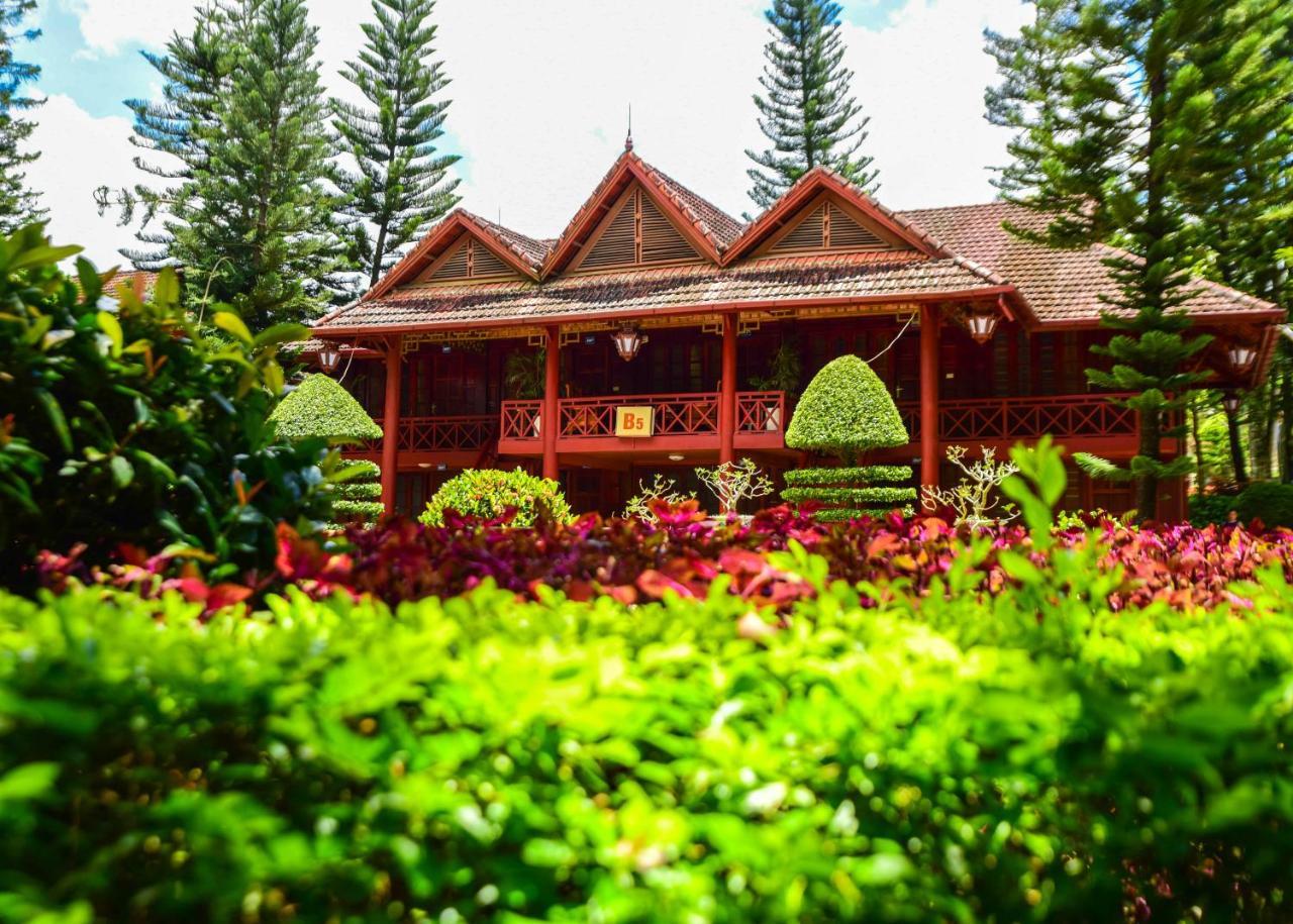 Him Lam Resort Diện Biên Phủ Exteriör bild