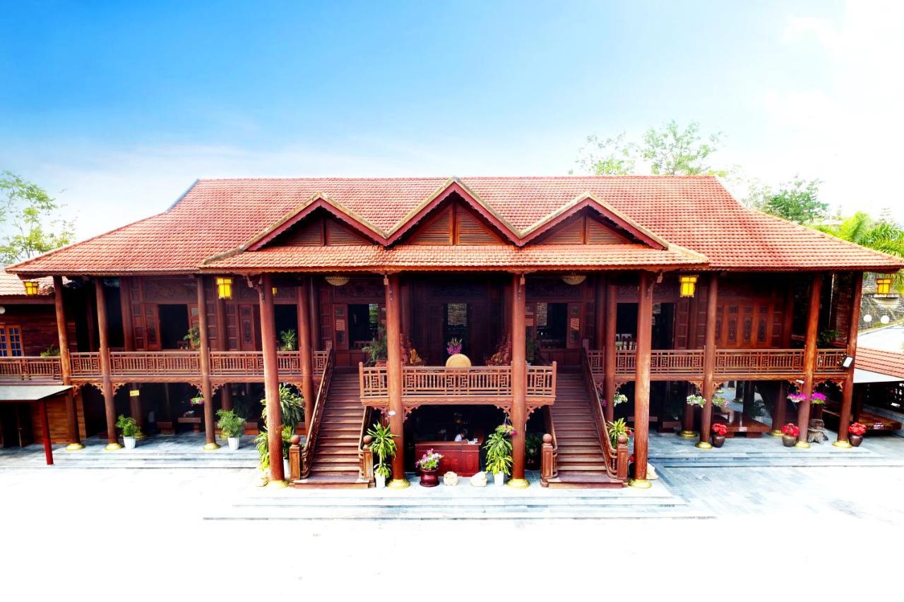 Him Lam Resort Diện Biên Phủ Exteriör bild